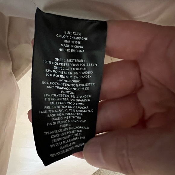 Women's Beige Quilted Jacket with Faux Fur Trim - Picture 7 of 9